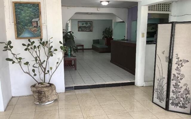 Cariblue Beach Hotel And Scuba Diving Resort