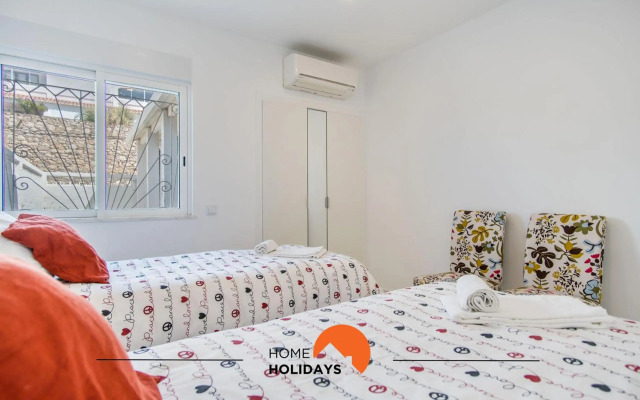 #052 Villa SeaView near the beach and old town