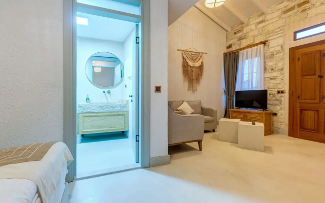 Navalia Otel