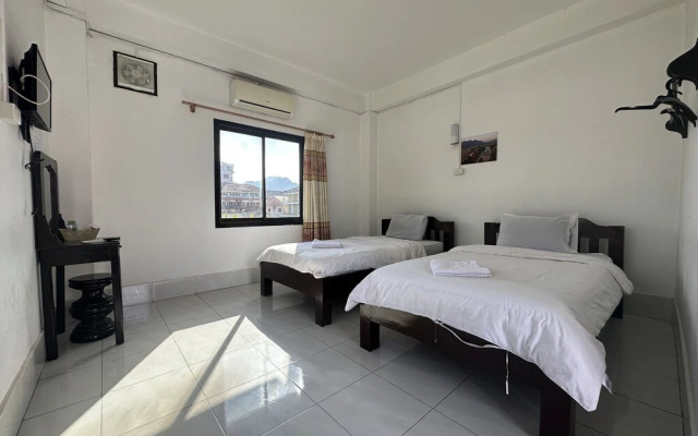 VangVieng Santara Hotel