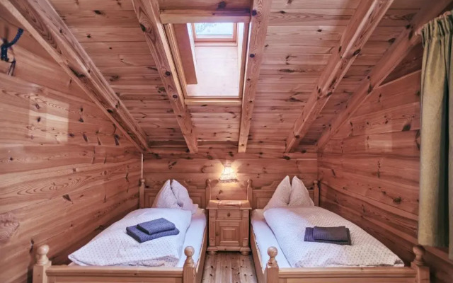 MOUNTAINRANGER - Lodge