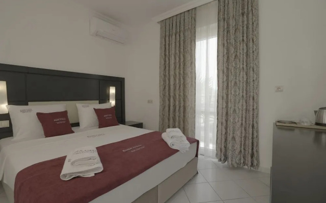 Omer Aybak Beach Hotel