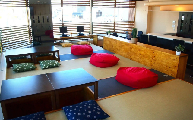 Khaosan Chitose Family Hostel