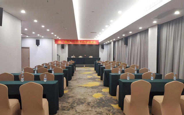 Calvin Hotel