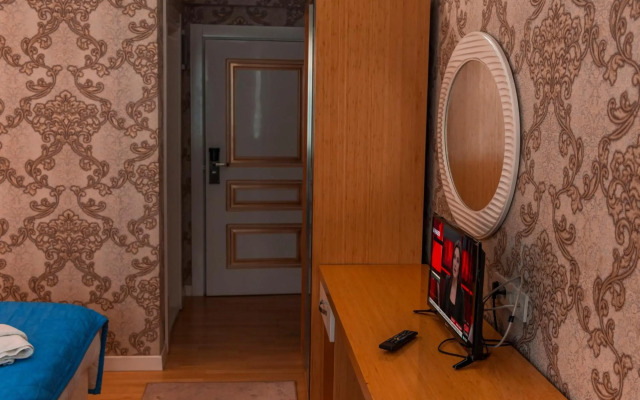 Peracity Hotel