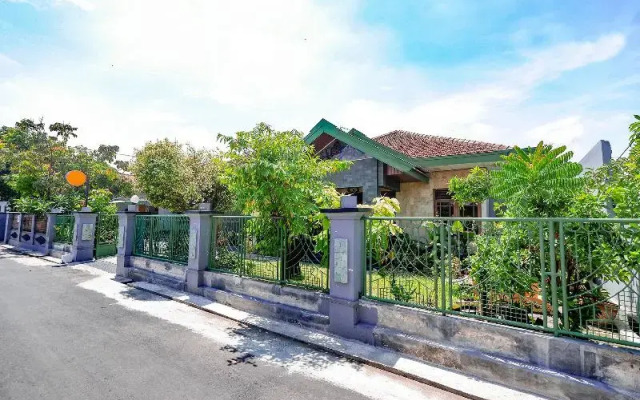 Griya Kawula Syariah by OYO Rooms