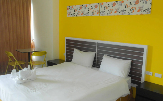 OYO 792 Omsaga Phuket Hotel