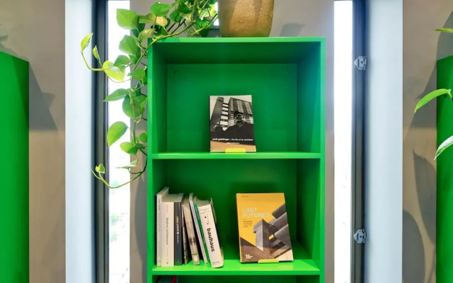 Sensational Two-bedroom Apartment in East London