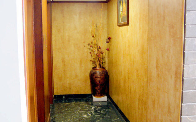 Stay Vista Rooms Near Mumbai Airport