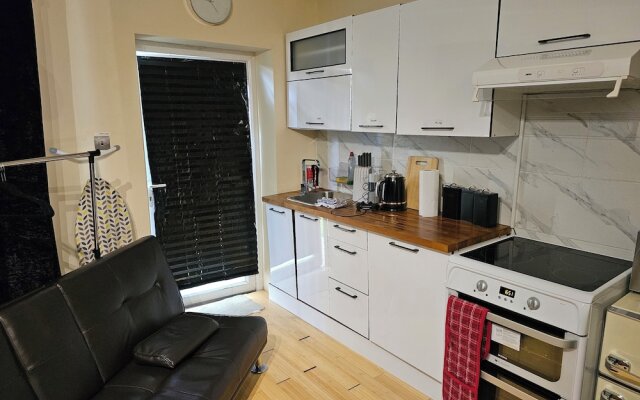 Umbrella Properties Apartment Birmingham