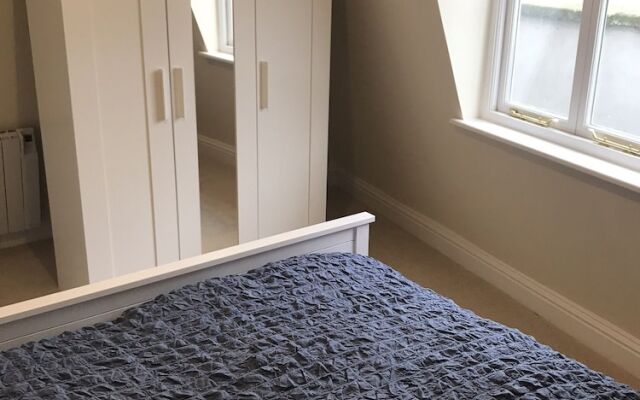 Windows Over Stroud Penthouse Apartment With Views