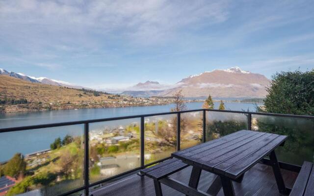 Woodlands Close Retreat