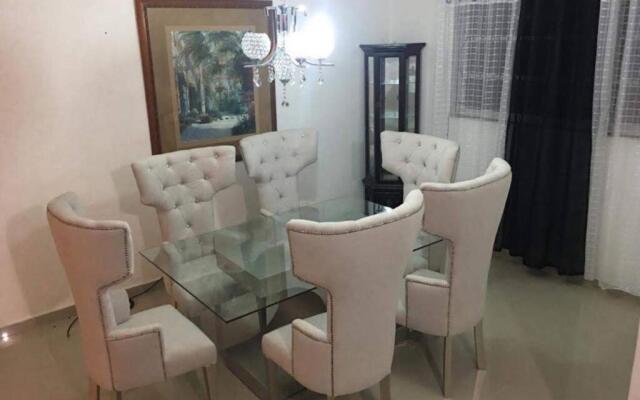 Total New!! Exclusive!! Apt At Paradise V .