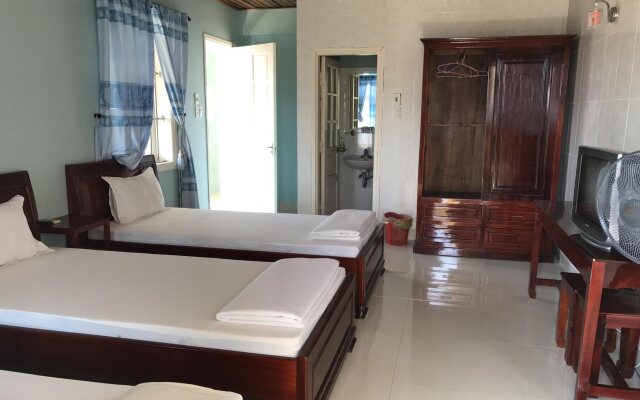 Hoa Cuc Xanh Hotel
