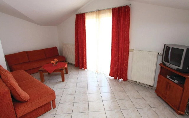 Stunning Home in Pula With Wifi and 3 Bedrooms