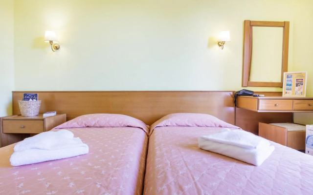 CiTYZen Hotel Loutraki