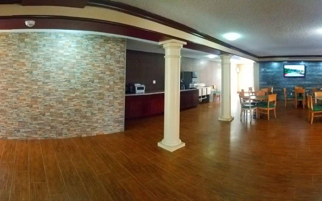 Red Roof Inn & Suites Houston - Hobby Airport
