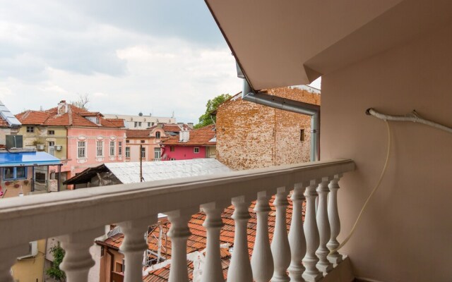 FM Luxury 1-BDR Apartment - Milena's