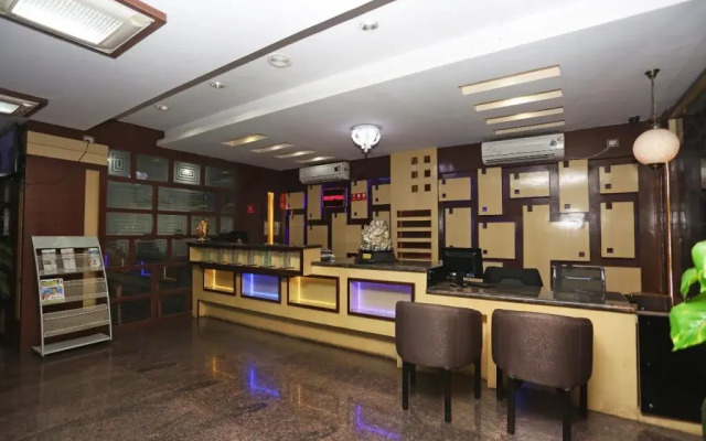 Hotel Trident Inn by OYO Rooms