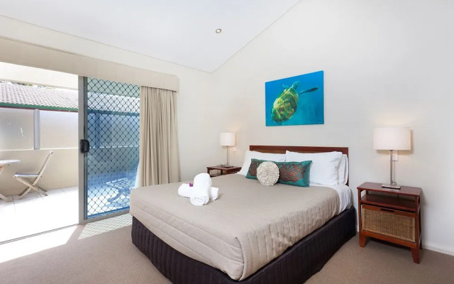 1/2 Flectcher Street - Pipis on the Beach 1