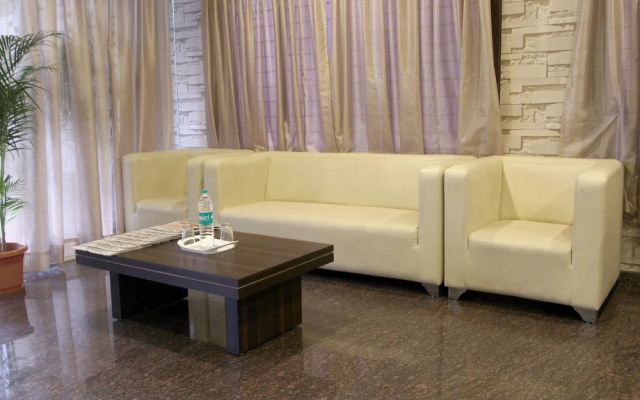 Hotel & Suites by Habitat