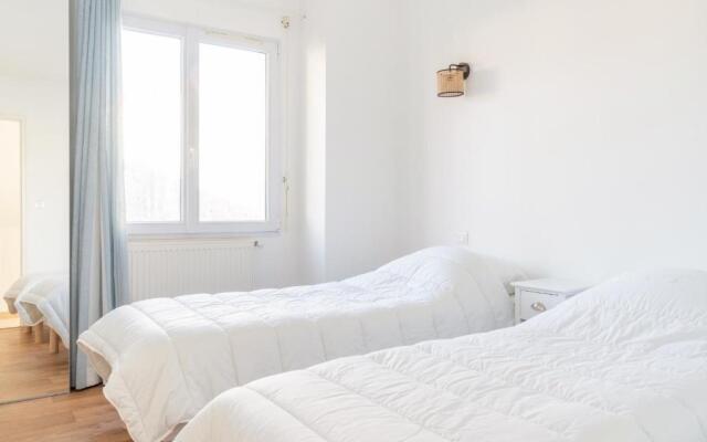 Maison de bourg a deux pas de la mer