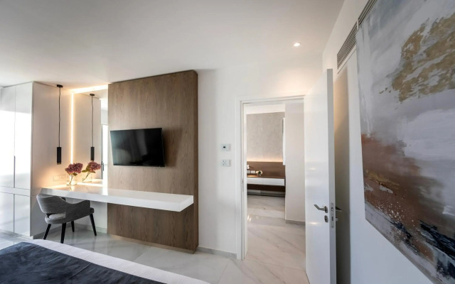 Pavlo Napa Beach Hotel