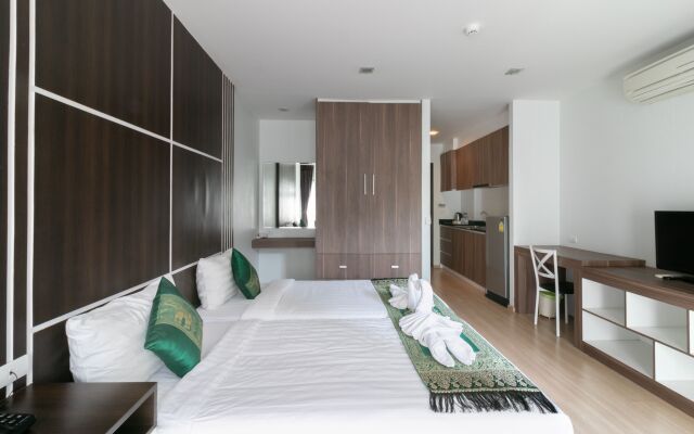Golden Manora Hotel Bangtao Beach