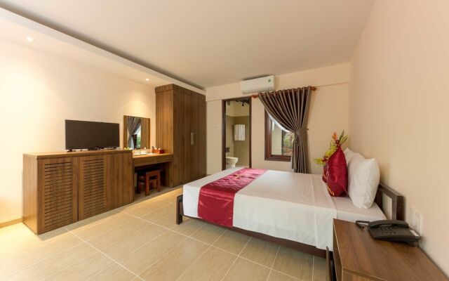 La Paloma Resort