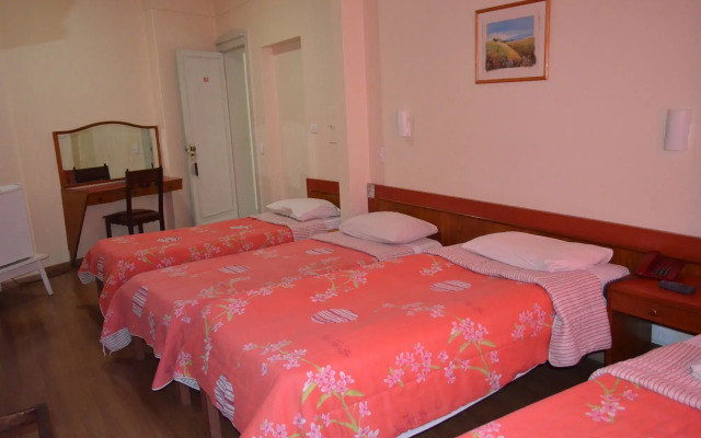 Hotel Lux