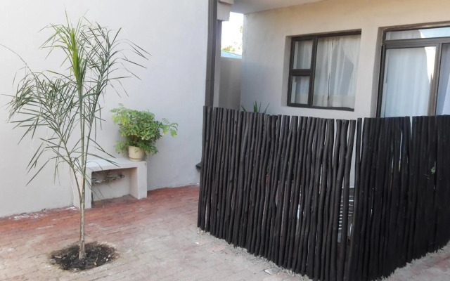 Self-catering Studio, Unit 6 on Krupp