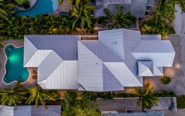 Southern Exposure Apartment 5