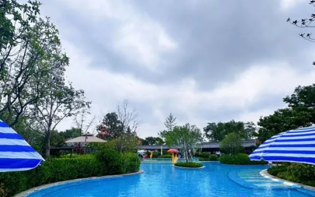 Xi'an DiJianNanShan Hot Spring Hotel (Wildlife Park) – Pool – Xi'an