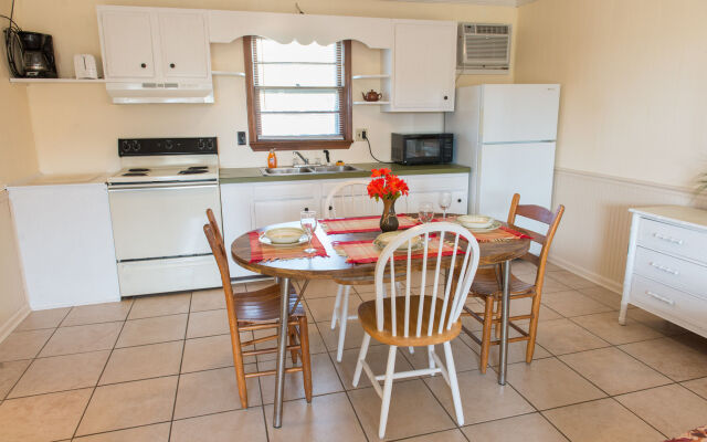 Oceanside Court by Kees Vacations