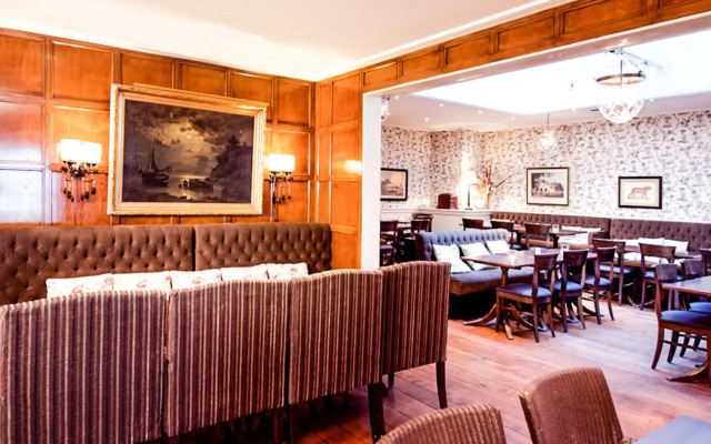 Home Hotel Bastion