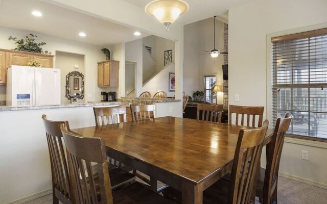 Rest Nest in the Heart of Ozark's Nature!