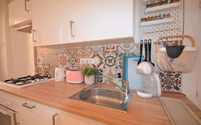 Travel & Joy backpackers