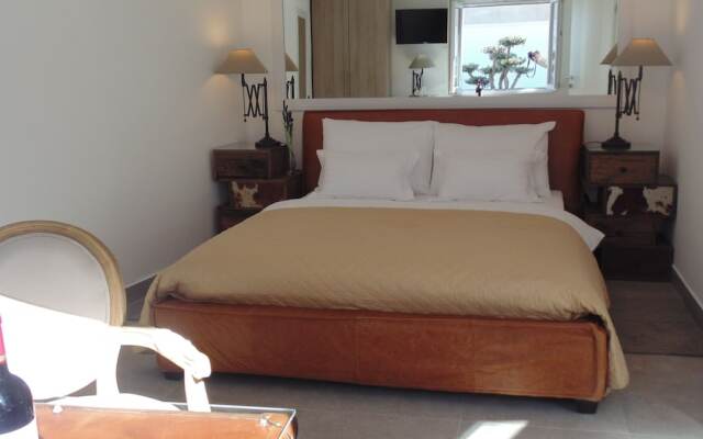 Downtown Luxury Suites