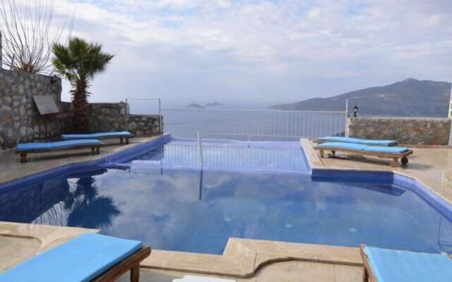 Kalkan 5 Bedrooms Villa Private Pool