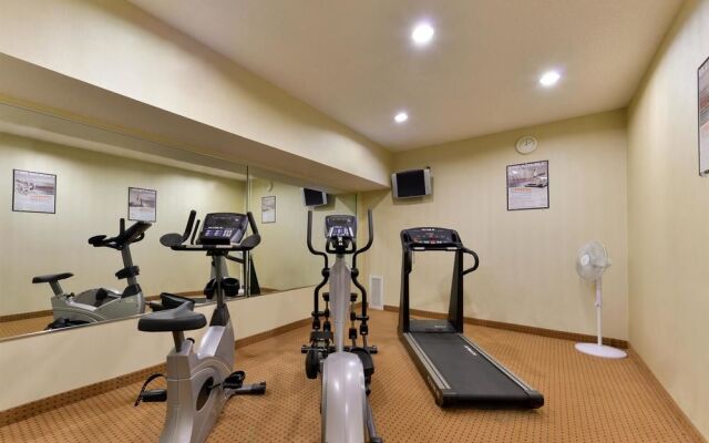 Americas Best Value Inn And Suites Carrollton