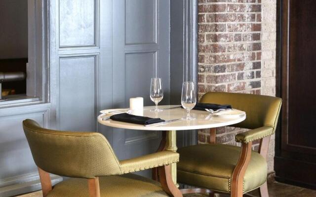 The Stella Hotel & Ballroom