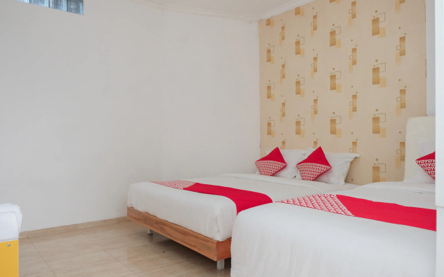 OYO 1454 111 Residence