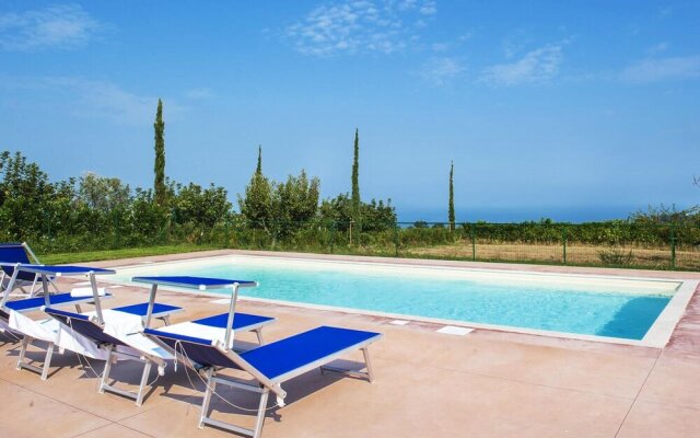 Villa With 5 Bedrooms In Provincia Di Ascoli Piceno, With Wonderful Sea View, Private Pool, Furnished Garden