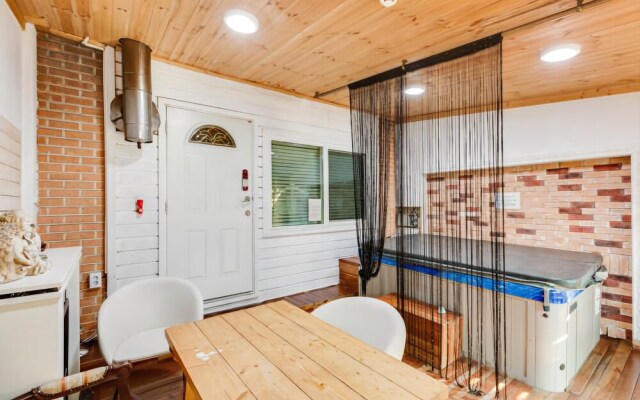 Yangpyeong Alice Spa Pension