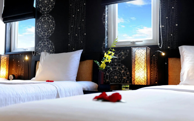 Orchid Hotel