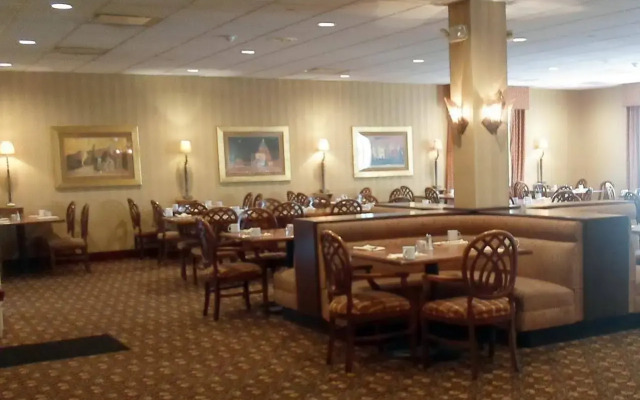 Quail Hollow Resort - A Trademark Collection Hotel