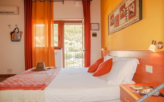 Le Terrazze Sul Mare Studio Apartments