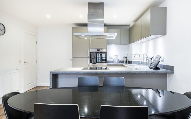 Lucienne Apartments by Flexystays