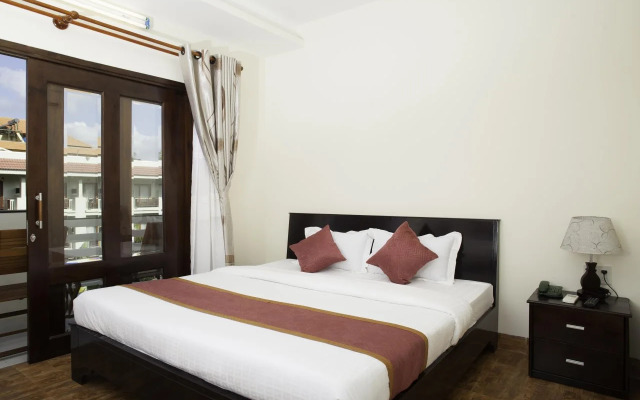 Sun & Sands Beach Hotel