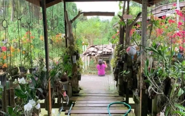 Cast Away  Homestay